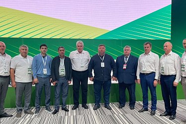 Депутаты-аграрии – на всероссийском форуме